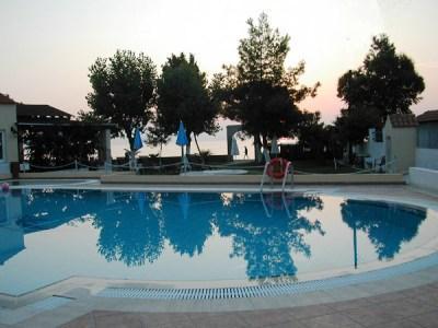 Margarita Beach Hotel Agia Marina Екстериор снимка